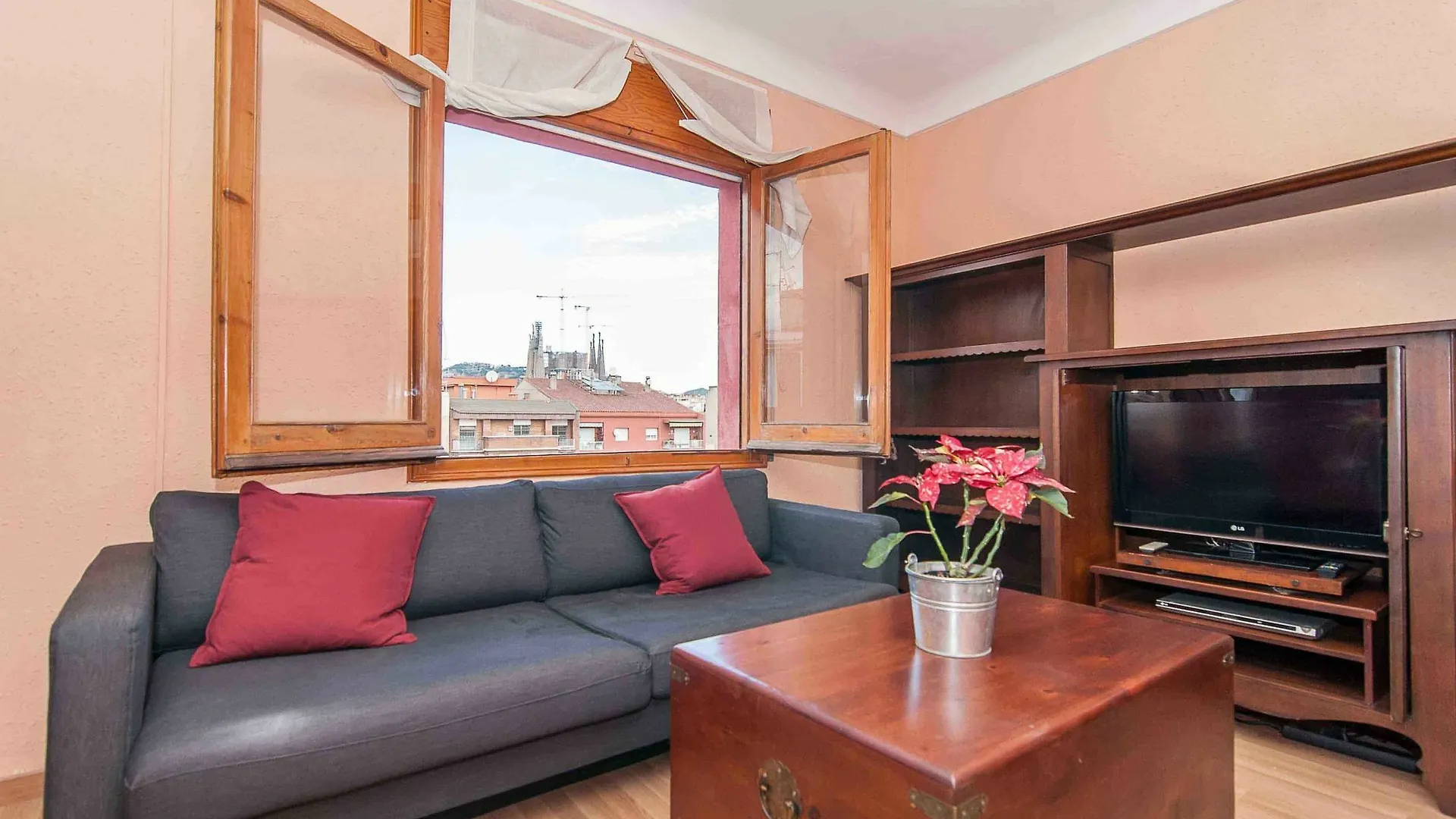 Go Bcn Apartments Gran Via Barcelona Spain